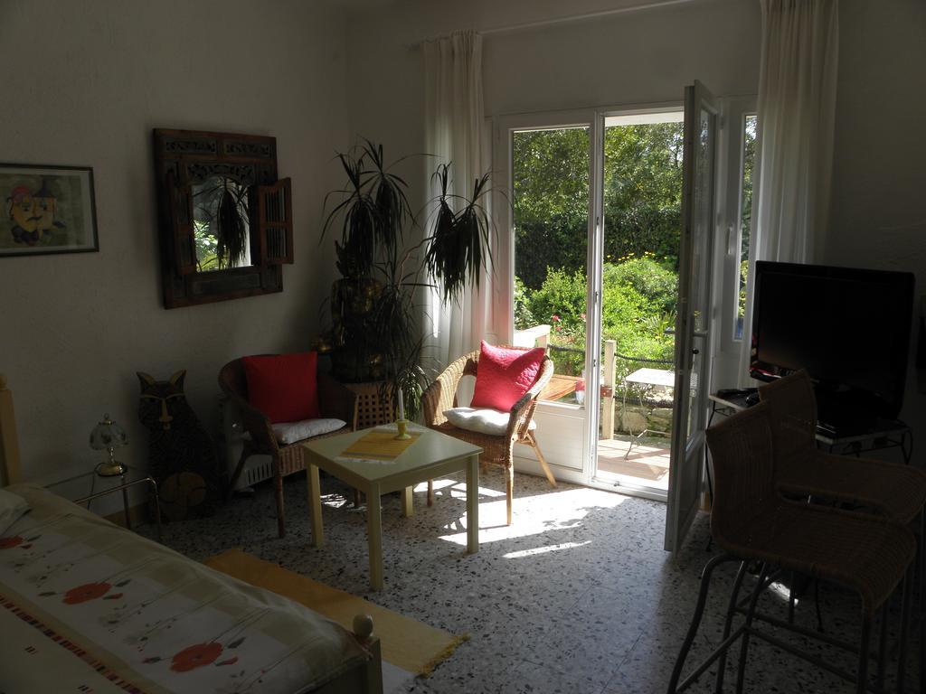 Villa Ingrid Gassin Room photo